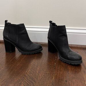 Sam & Libby Black Heeled Ankle Boots